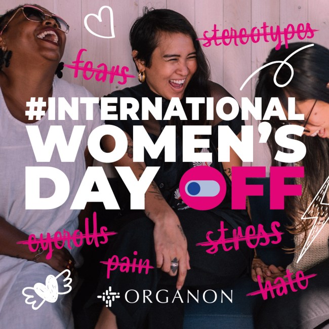 Drei lachende Frauen IWDayOFF