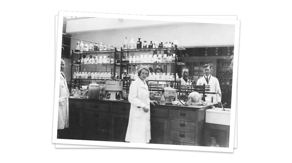 Organon historic lab photo